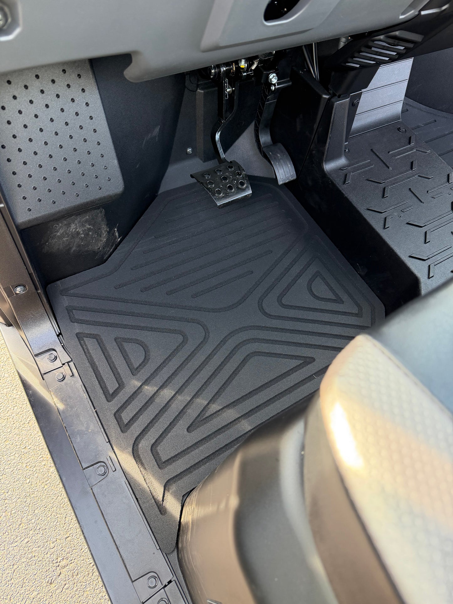 Kawasaki RiDGE HD 9mm Rubber Mats (2024 - current)
